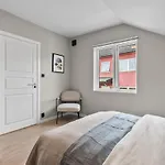 Single-family In Drammen, With Parking! * דראמן