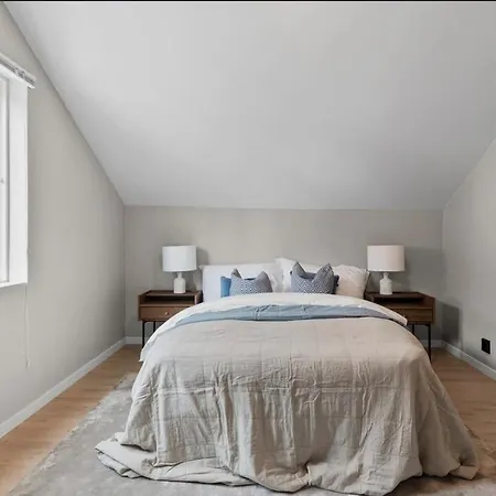 Single-family In Drammen, With Parking! Holiday home Drammen